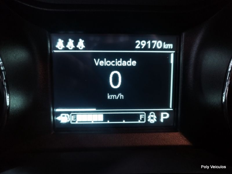 POLY VEÍCULOS