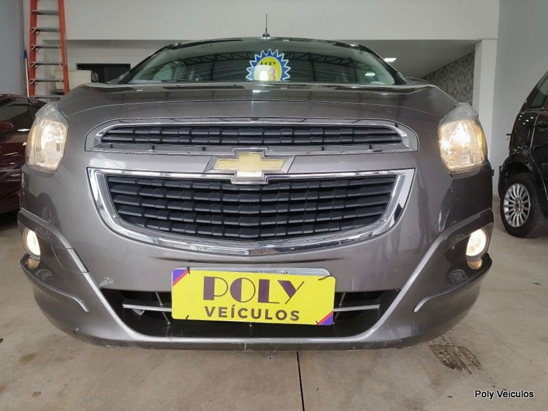 POLY VEÍCULOS