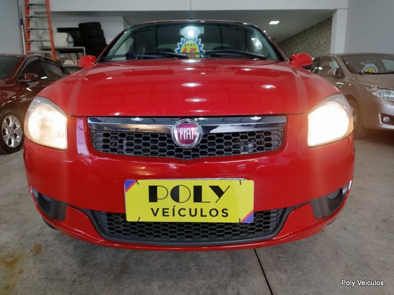POLY VEÍCULOS