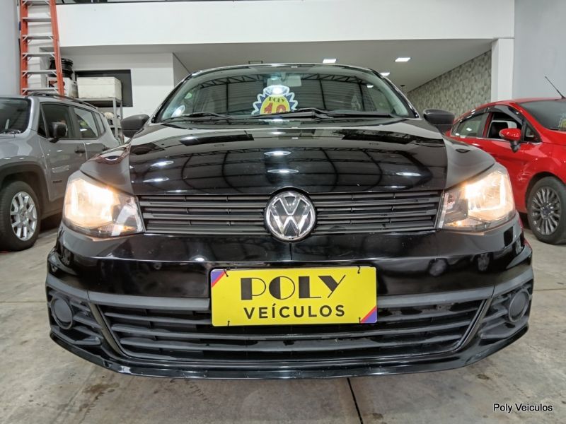 POLY VEÍCULOS